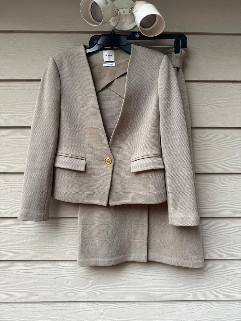 St. John Taupe Wool Two-Piece Skirt Blazer Suit size 2 - Picture 2 of 15